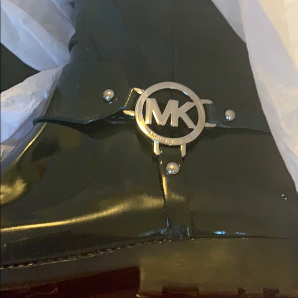 Michael Kors Rain Boots Tall - Picture 2 of 5